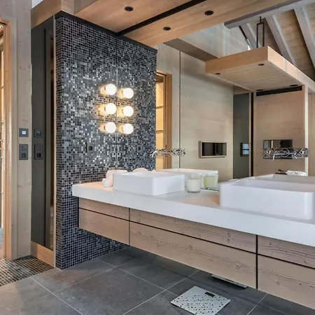 Luxuryy Chalet-la Plagne With Pool Сasa de vacaciones *